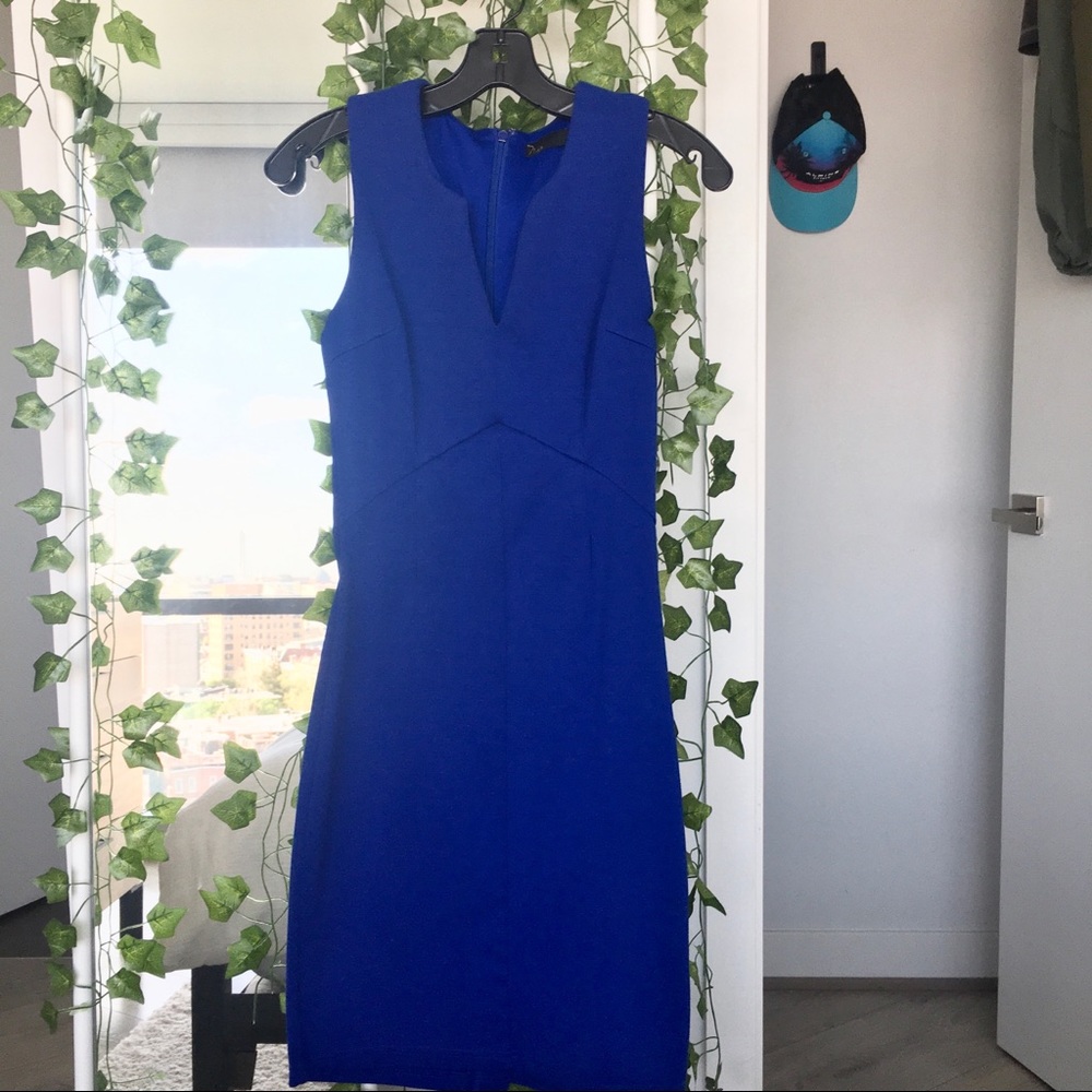 Noir Cobalt Blue V-Neck Sleeveless Pencil Form Fitting Dress